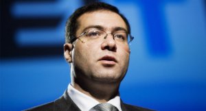 Şahmar Mövsümov prezidentin köməkçisi təyin olundu